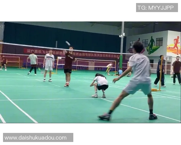 重庆羽毛球队挑战赛特别报道:从艰辛起步到辉煌成就的奋斗历程