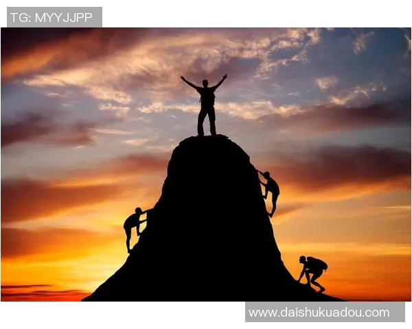 攀岩之路上的勇气与坚持:赵敏的深度对话与人生探索