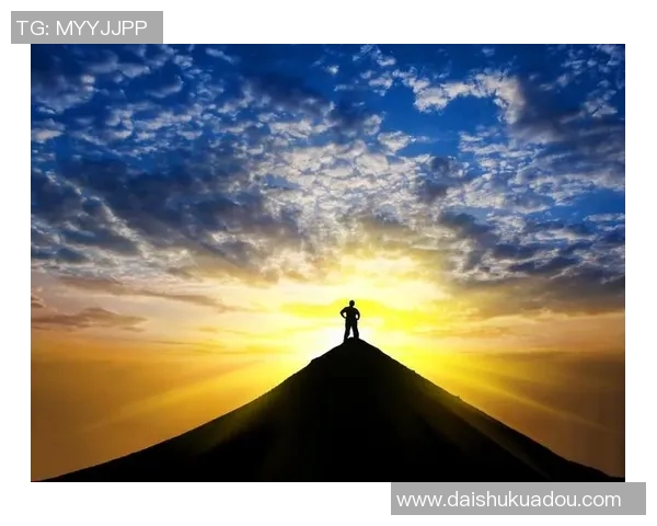 杨伟独家分享攀岩技巧与心得助你突破自我挑战极限